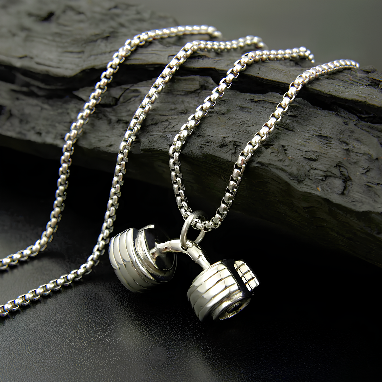 Curved Dumbbell Necklace